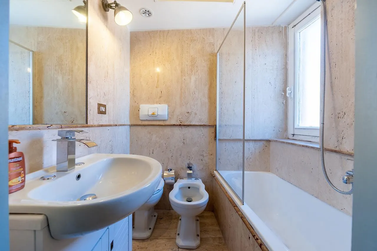 Casa Vacanza Girasole Apartment Rome